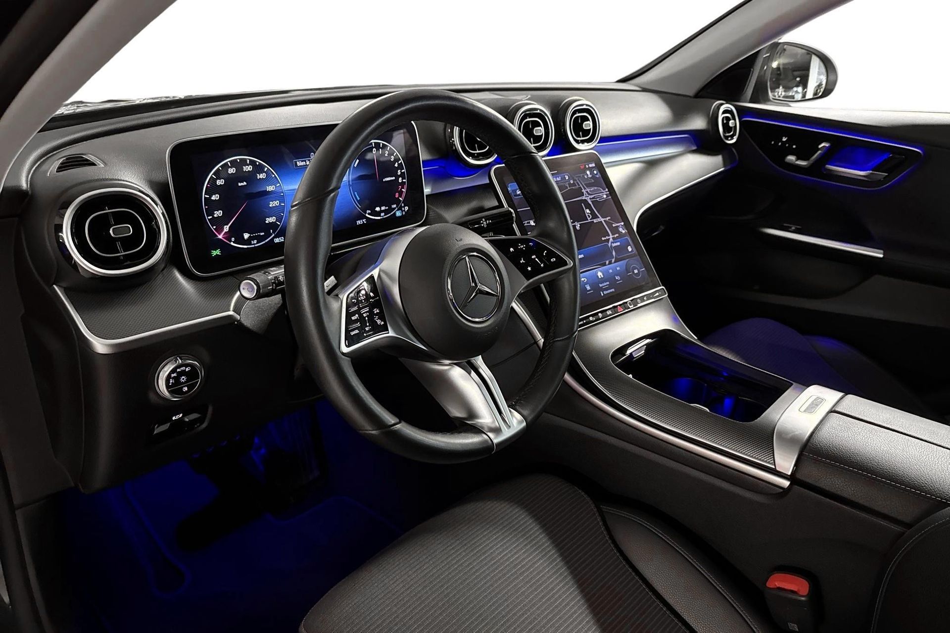 Mercedes-Benz C 300 e KOMBI 2023, kuva 7/10