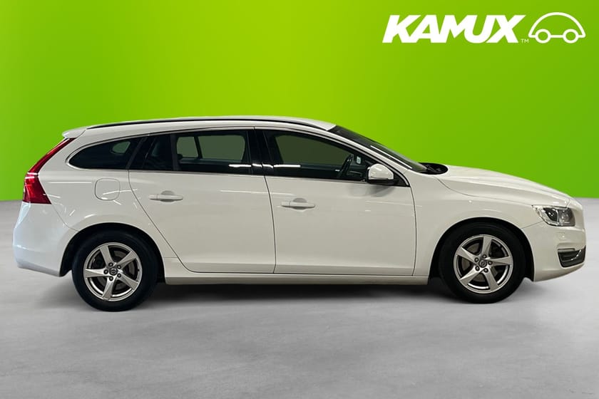 Bild 2 av Volvo V60 D4 Momentum Business Edition Drag Rattv ACC F-Håll