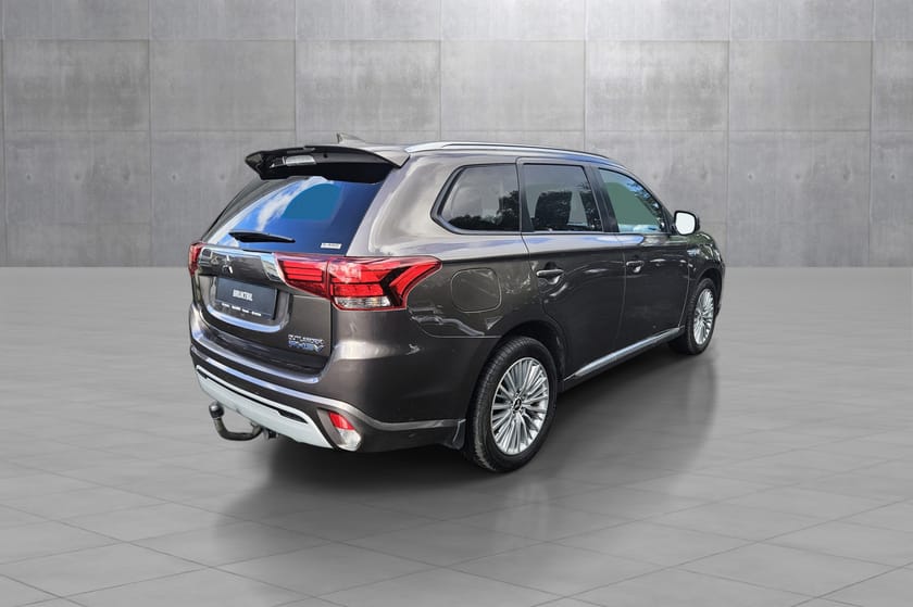 Bilde 5 av Mitsubishi Outlander PHEV Invite 2,4 230hk
