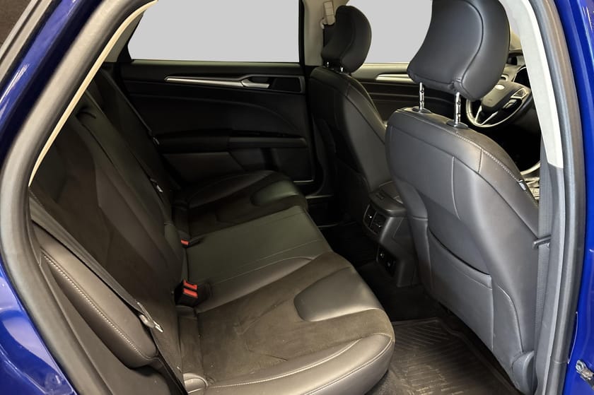 Bild 5 av Ford Mondeo Titanium Business 2.0 TDCi 180hk AWD Aut 5d
