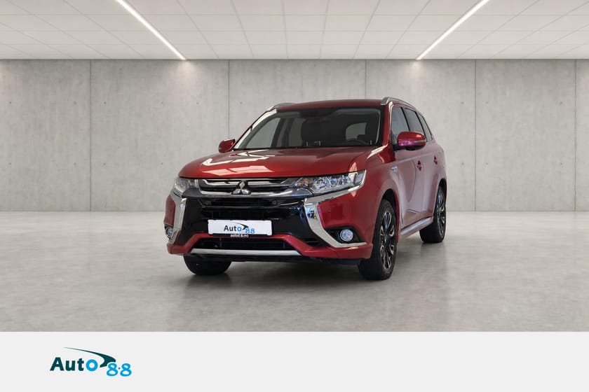 Bilde 1 av Mitsubishi Outlander PHEV | Instyle+ | Hengerfeste | Skinn | Adaptiv cruise