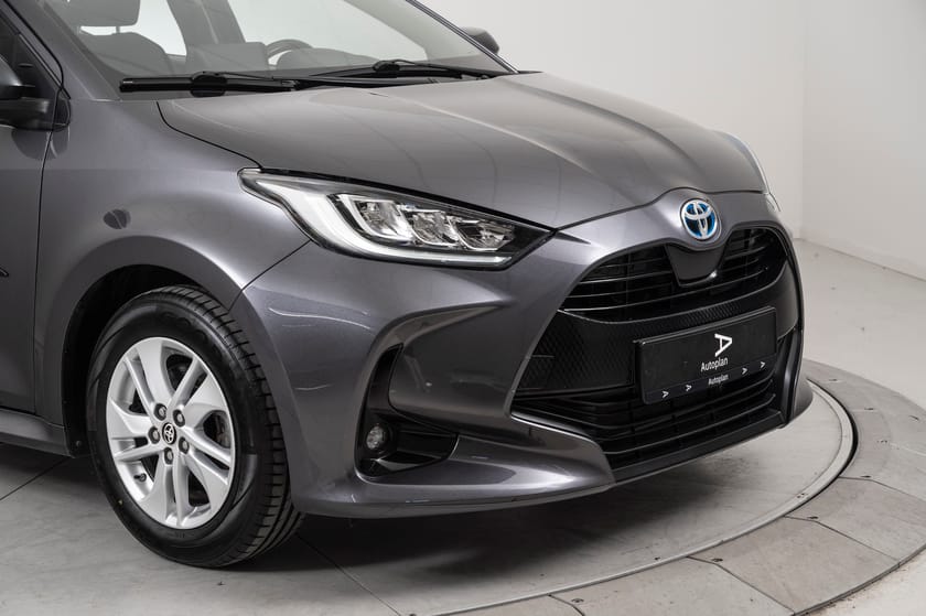 Bilde 3 av Toyota Yaris Hybrid 1,5 Active Tech ACC/Kamera/DAB/BT