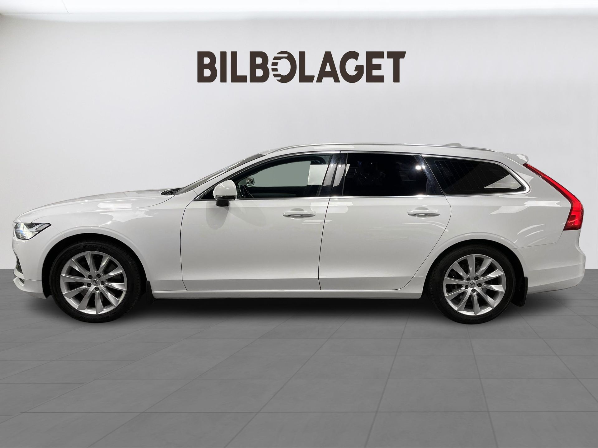 Volvo V90 2018, kuva 2/10