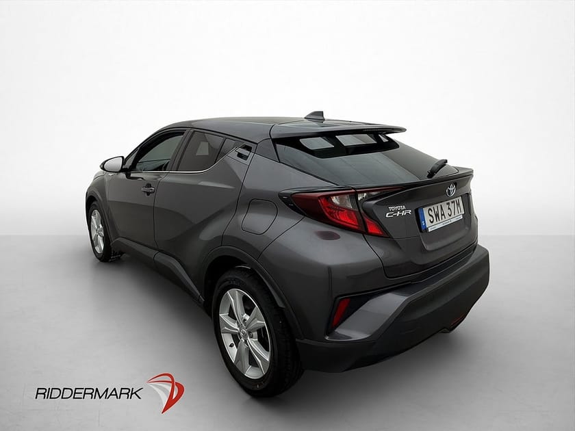 Bild 4 av Toyota C-HR Hybrid 122hk X-Edition Kamera Rattvärme