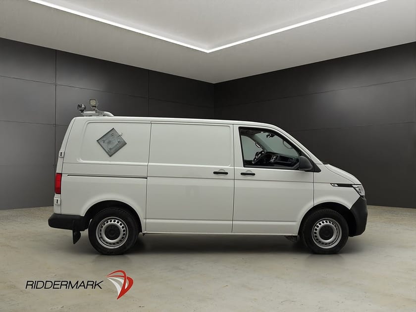 Bild 2 av Volkswagen Transporter 4M Värm Drag CARPLAY B-Kamera Moms