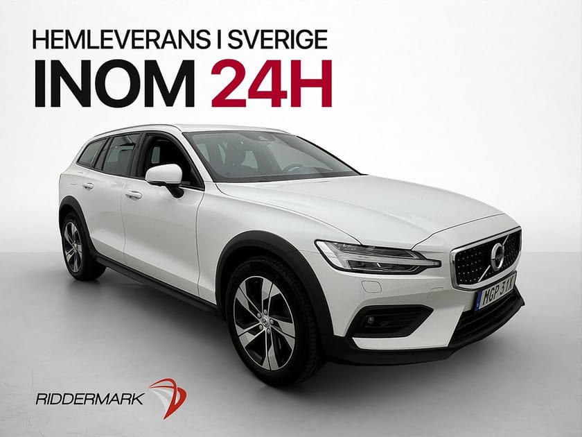 Bild 1 av Volvo V60 Cross Country B4 AWD Momentum VOC D-Värm 360° Drag