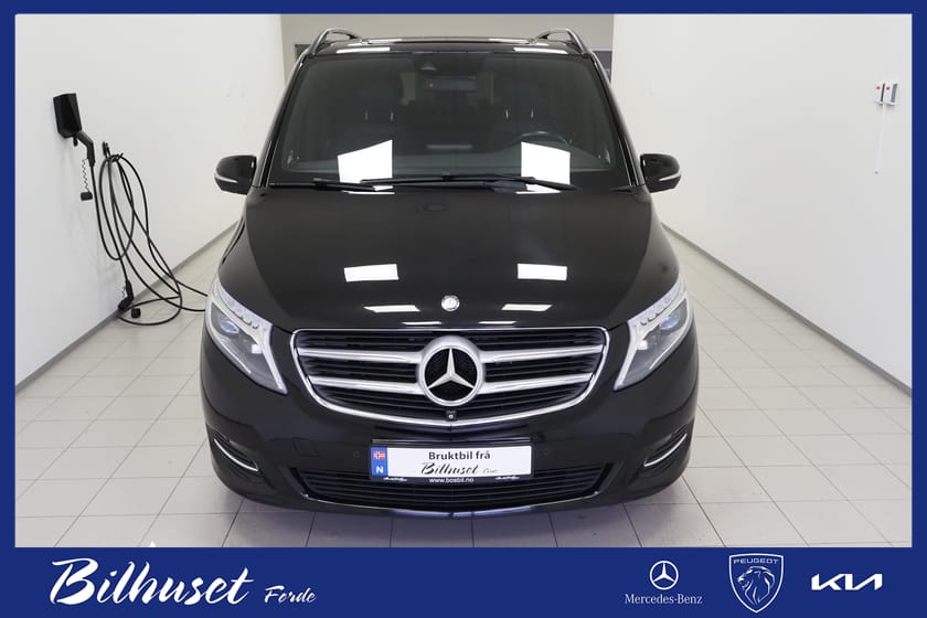 Bilde 5 av Mercedes-Benz V 220d 3.1t Bilen selges for kunde.
