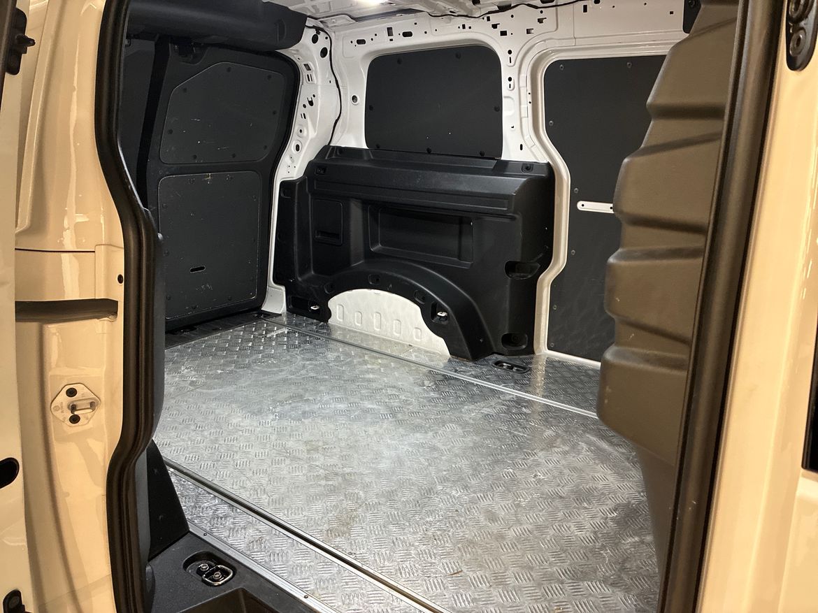 Volkswagen Transportbilar Volkswagen ID. Buzz Cargo — bild 30