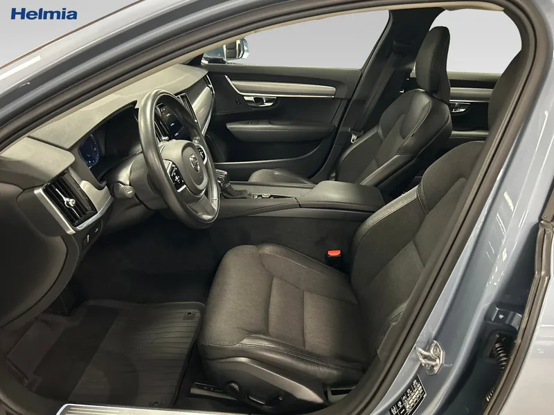 Bild 5 av 7 – Volvo V90 D4 Mom Adv SE II Momentum Advanced
