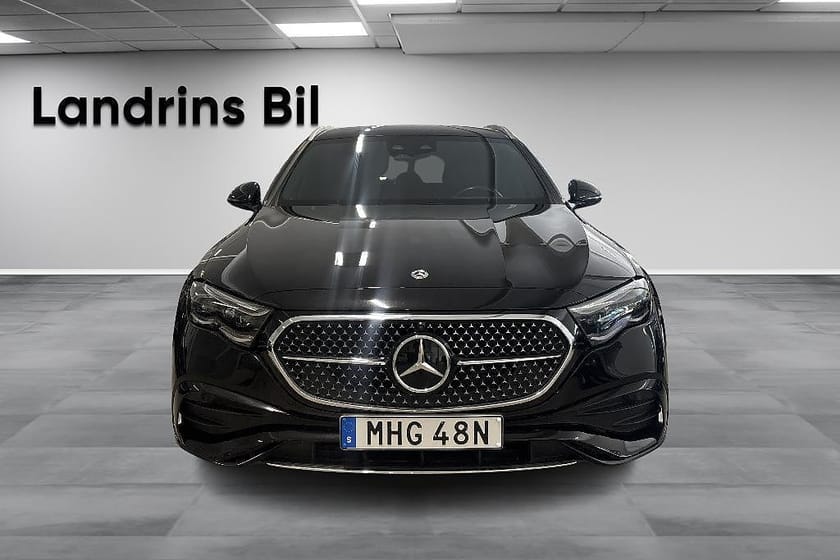 Bild 2 av Mercedes-Benz E 300 de 4MATIC T Kombi AMG-LINE