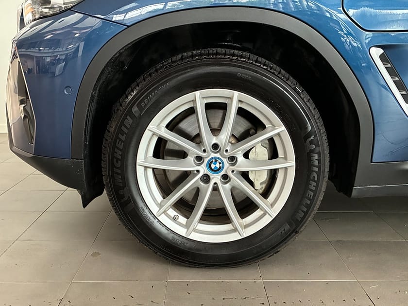Bild 4 av BMW X3 xDrive30e Nav Drag HiFi Backkamera 18" Park Assist