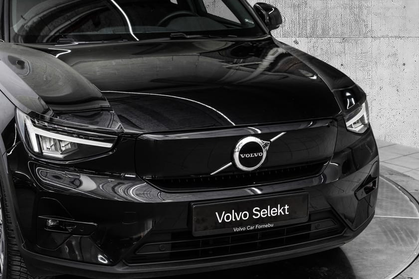 Bilde 2 av Volvo XC40 Recharge Plus FWD - Ryggekamera Varmepumpe