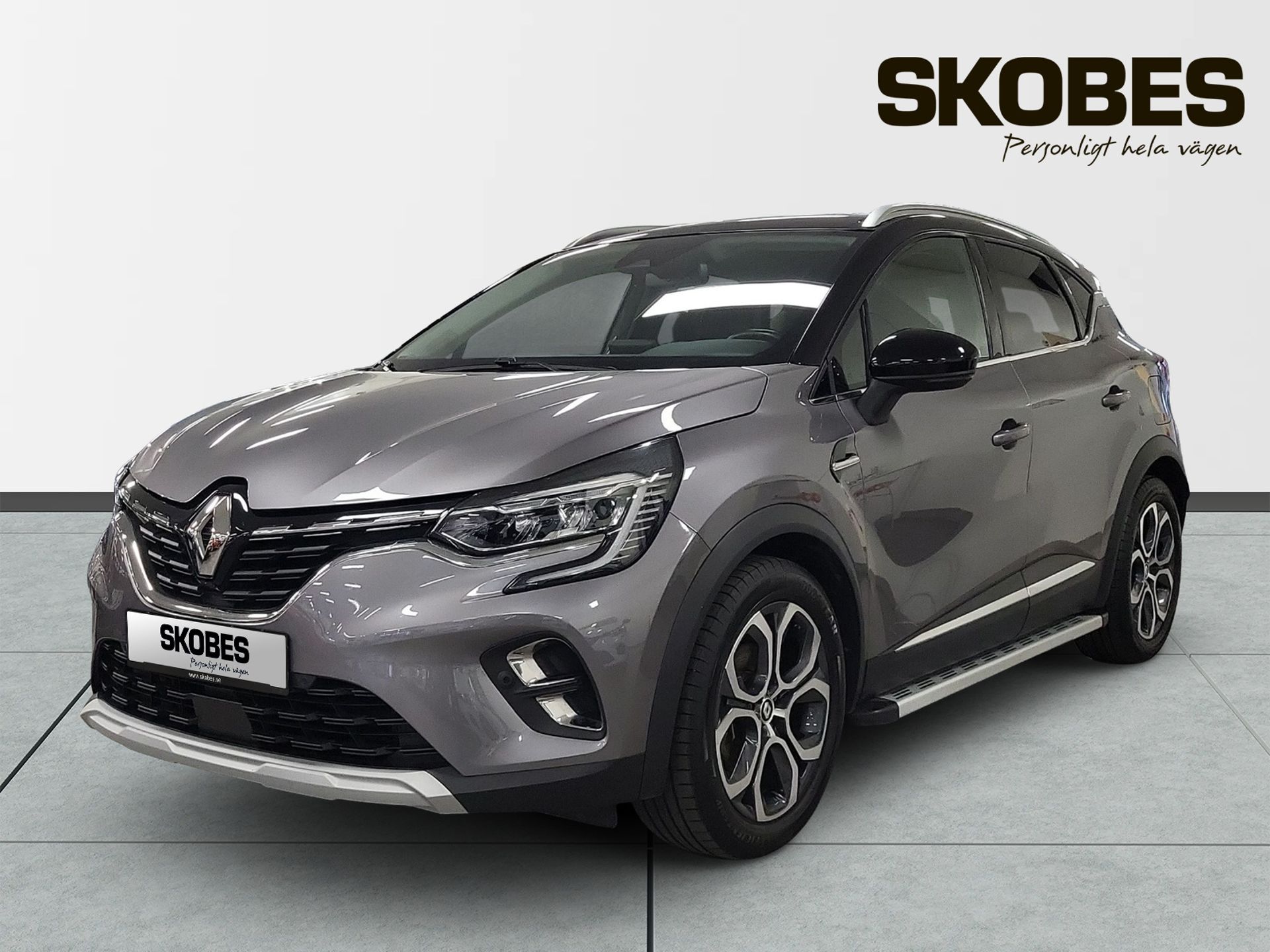 Renault Captur PHEV 160 Intens CVT III 2022, photo 3/10