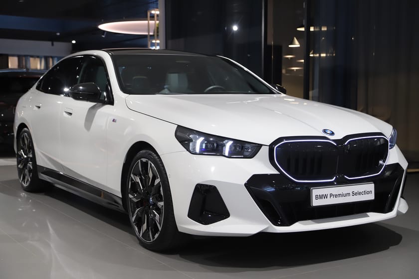 Bild 1 av BMW 530e xDrive M Sport PRO / PANO / DAP
