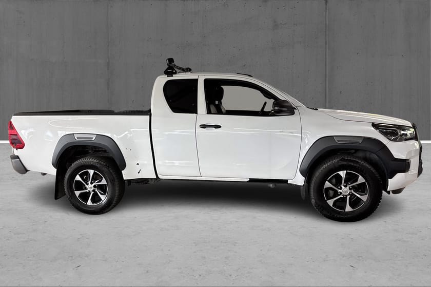 Bilde 4 av Toyota Hilux Extra Cab X-cab 2.8 4WD 204HK Aut Diff lock, Lavgir, H.feste, ACC