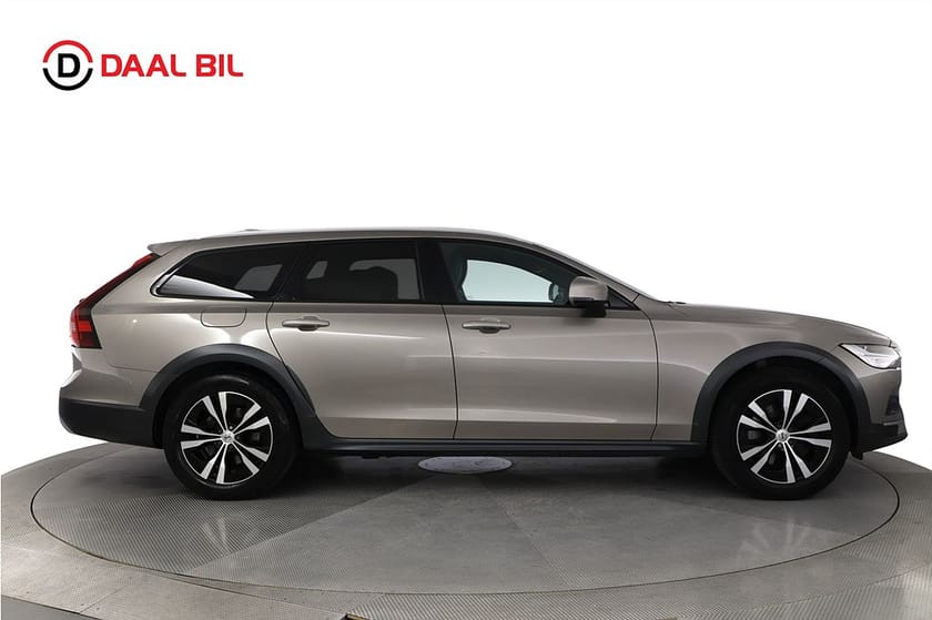 Bild 5 av Volvo V90 Cross Country B4 AWD 197HK ADVANCED DRAG H/K® B-KAM NAVI