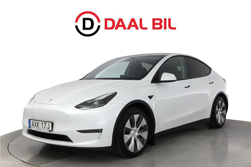 Bild 1 av Tesla Model Y Long Range AWD 514HK PANORAMA DRAG VÄRMARE B-KAMERA NFC