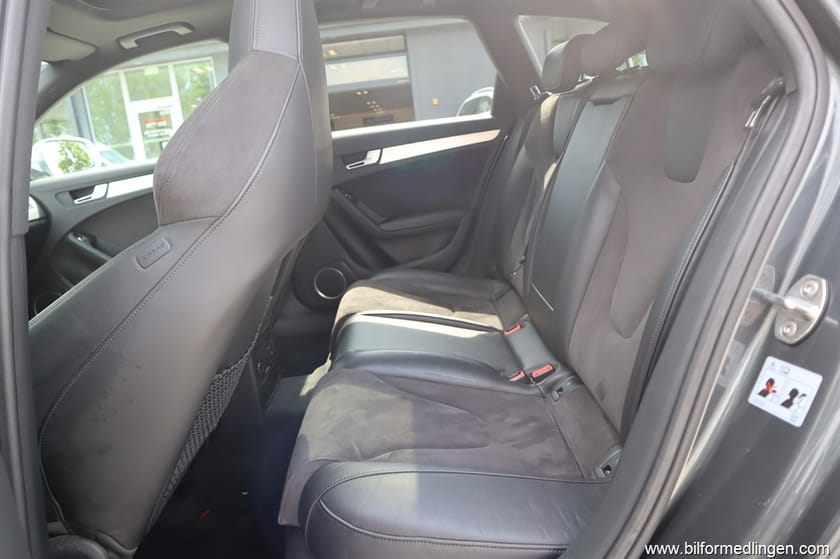 Bild 4 av Audi RS 4 Avant RS4 4.2 FSI Quattro 450hk Aut Navi Svensksåld B&O ljud