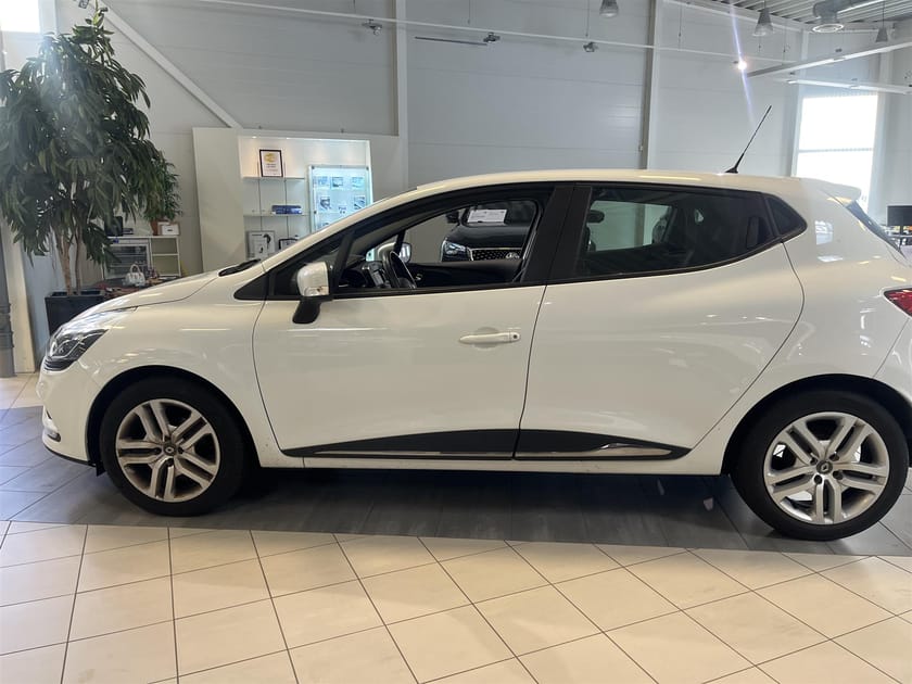 Bild 3 av Renault Clio 0.9 TCe Manuell, 90hk, 2019, Backsensor