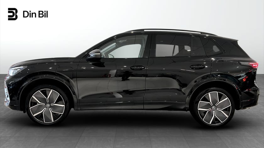 Bild 2 av Volkswagen Tiguan eHybrid DSG R-Line Blackstyle/Drag/Panorama