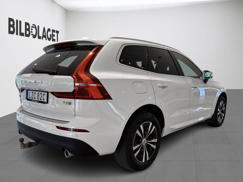 Bild 4 av Volvo XC60 T8 TE Momentum Advanced Edition (DRAG/NAV/PANO)