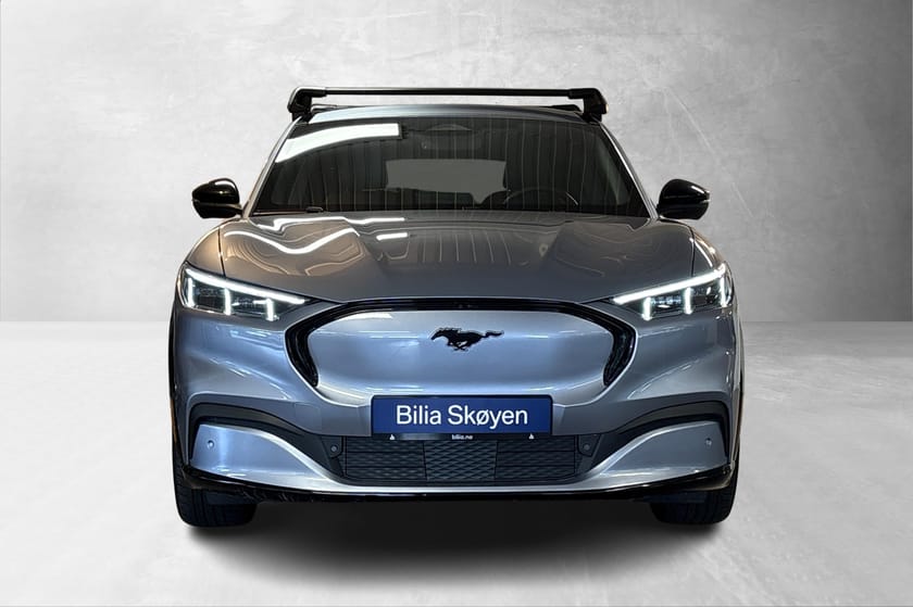 Bilde 2 av Ford Mustang Mach-E Long Range AWD AWD, El-seter, 360-kamera, 19" sommer