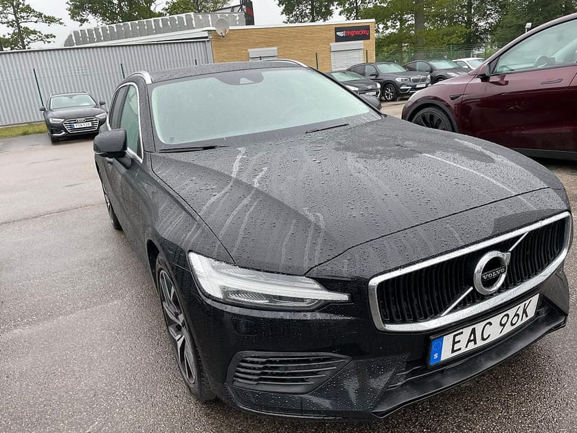 Bild 2 av Volvo V60 T6 Recharge Advanced plug in AWD 340HK 4x4