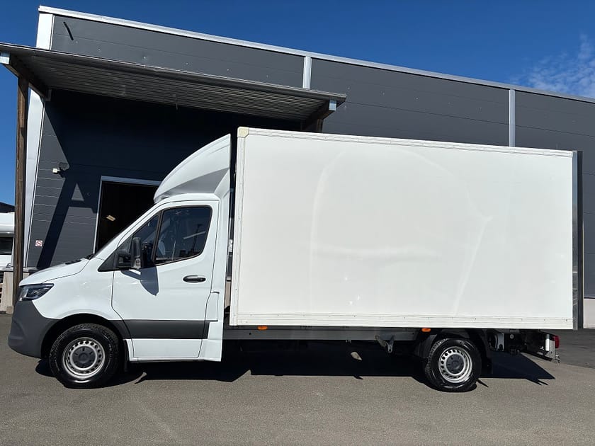 Bild 2 av Mercedes-Benz Sprinter 317 CDI RWD Chassi 9G-Tronic /MOMS/Bakgavel