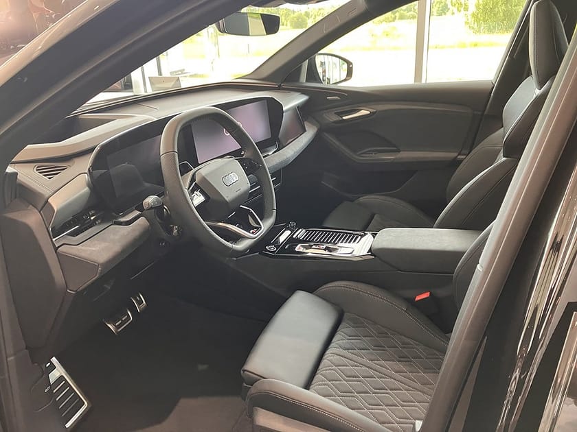 Bild 4 av Audi Q6 e-tron quattro SUV Selection 428hk
