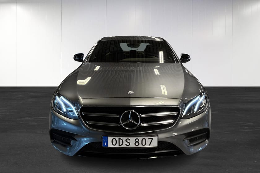 Bild 5 av Mercedes-Benz E 220 d 9G-Tronic Sedan  | AMG | Nightpaket | Navi |