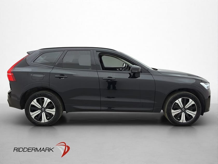 Bild 4 av Volvo XC60 Recharge T6 Plus Dark Pano Drag H/K Skinn MOMS