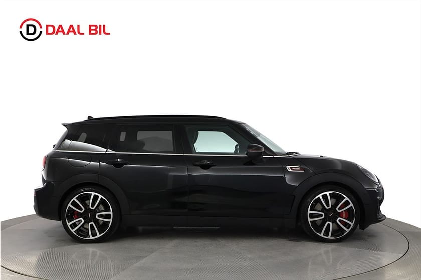 Bild 5 av MINI John Cooper Works ALL4 Clubman 306HK H/K® PANORAMA HUD LÄDER B-KAMERA NFC
