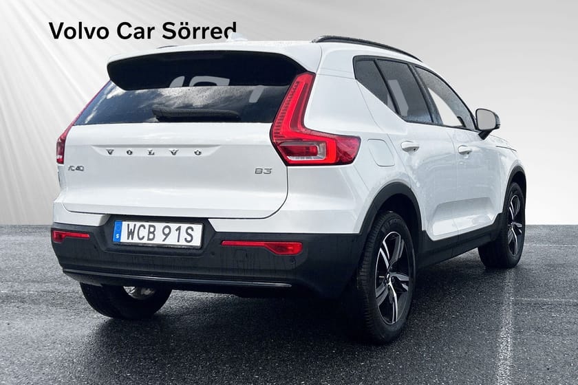 Bild 5 av Volvo XC40 B3 FWD Bensin Plus Dark