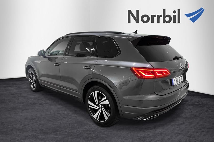 Bild 4 av Volkswagen Touareg V6 TDI 286hk R-Line Black Drag/värmare/MOMS