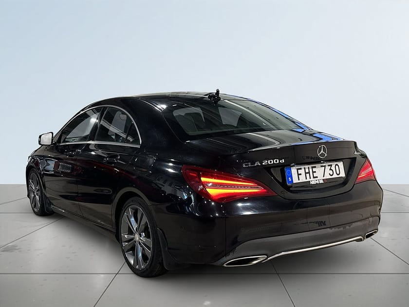 Bild 5 av Mercedes-Benz CLA 200 d 4MATIC 7G Urban Line Drag Pvärm Kamera S/V-hjul