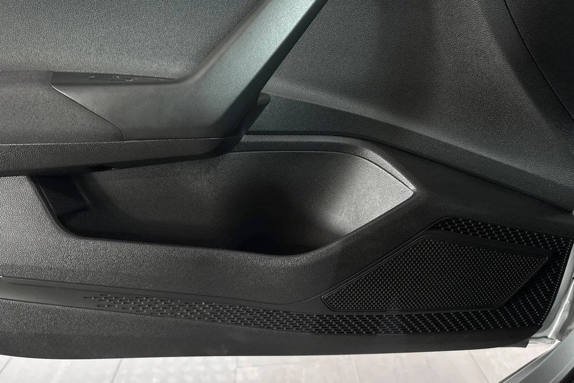 picture of a car