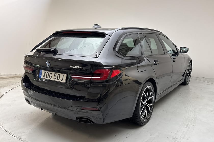 Bild 3 av BMW 530e xDrive Touring 530 Touring, G31 12kWh LCI 292hk M Sport