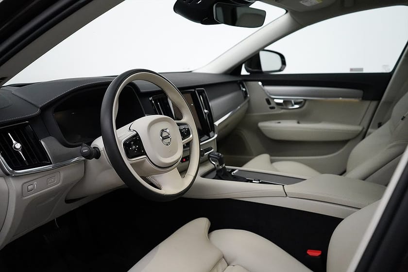 Bild 5 av Volvo V90 D3 / 150hk / Inscription / HUD / 360° / Pano