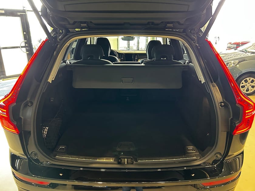 Bild 5 av Volvo XC60 B5 AWD Geartronic Plus Dark 250hk 360 / H/K / Drag