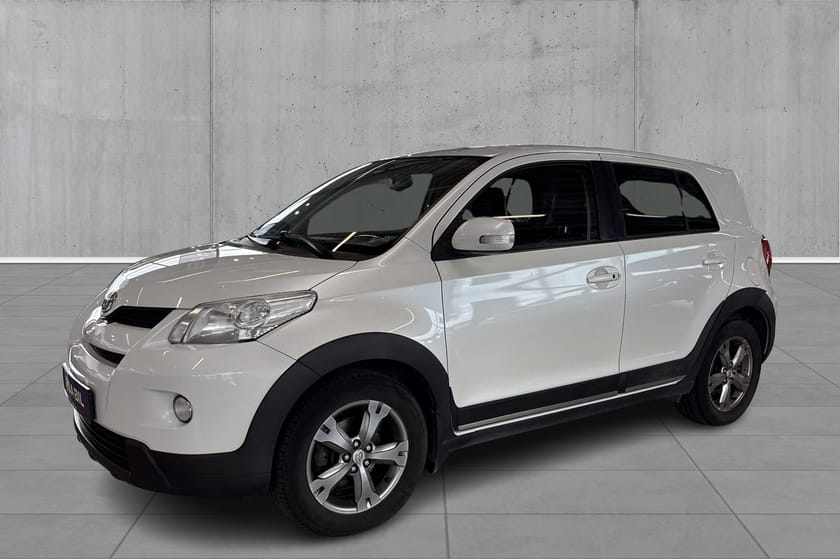 Bilde 2 av Toyota Urban Cruiser 1,4l 90HK Skinnseter Hengerfeste