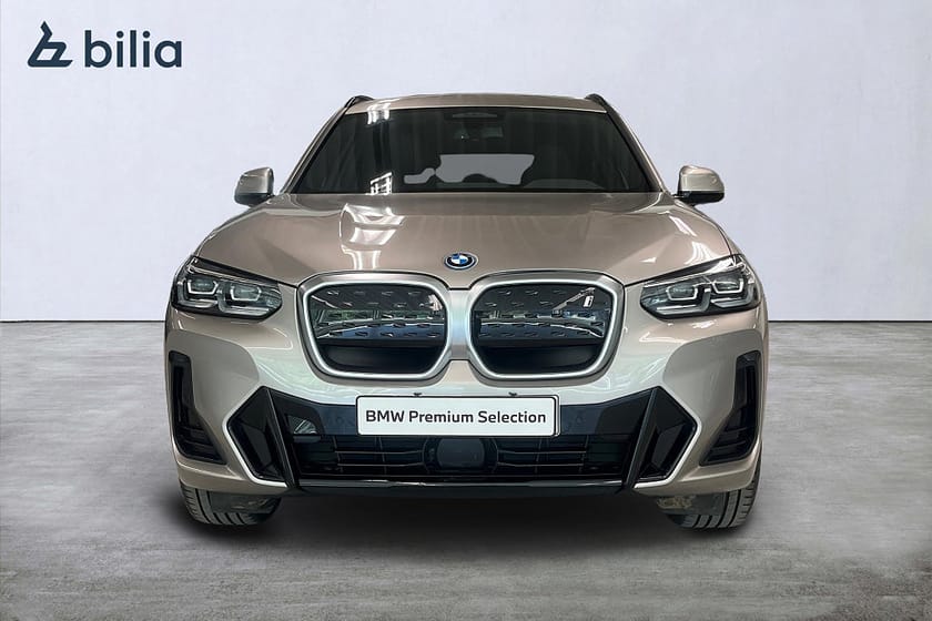 Bild 5 av BMW iX3 M-sport Charged | Panorama | Backkamera | Aktiv farth.