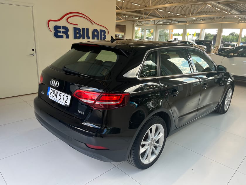Bild 3 av Audi A3 Sportback 1,0 TFSI Comfort 5dr