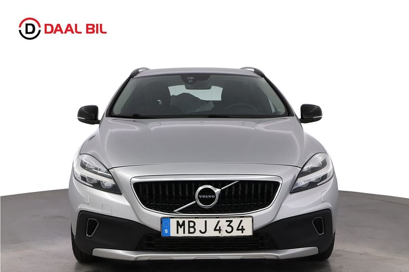 Bild 2 av Volvo V40 Cross Country D3 150HK P-VÄRM B-KAM NAVI HIGH PERFORMANCE VOC