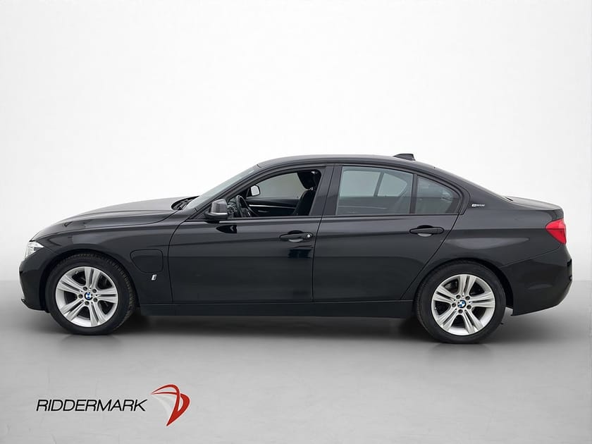 Bild 5 av BMW 330e Sedan 252hk Sport line Navi Sensorer Dragkrok