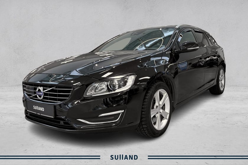 Bilde 1 av Volvo V60 | Gavekort på fossilt drivstoff 10.000 hos Cirkel K |