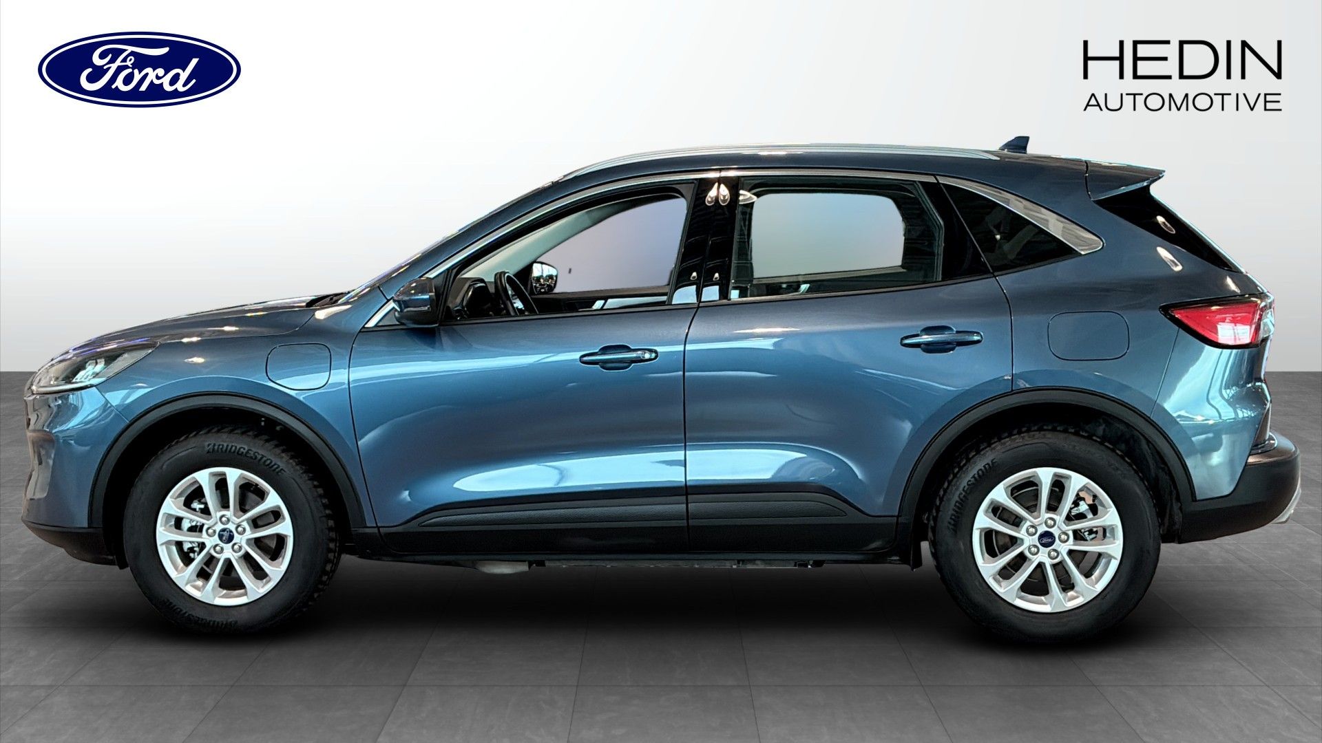 Ford Kuga Titanium PHEV / Vinter Pkt 2024, kuva 6/9
