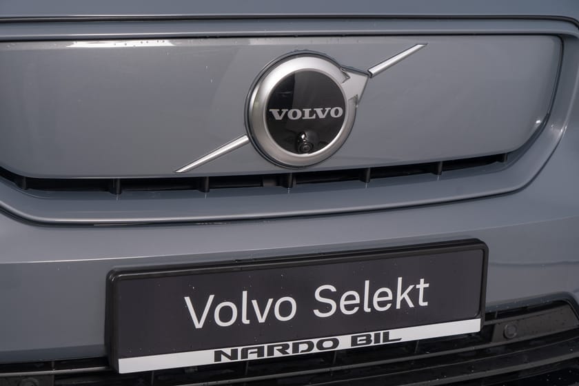 Bilde 3 av Volvo XC40 P8 AWD Recharge 408 hk. Krok/360 kam/Aktive lys/VOC/Soltak/Harman Kard