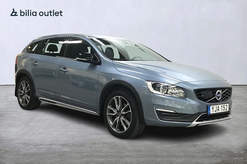 Bild 3 av Volvo V60 Cross Country D4 AWD BusinessAdv Summum 190hk Navi Drag P-värm PDC