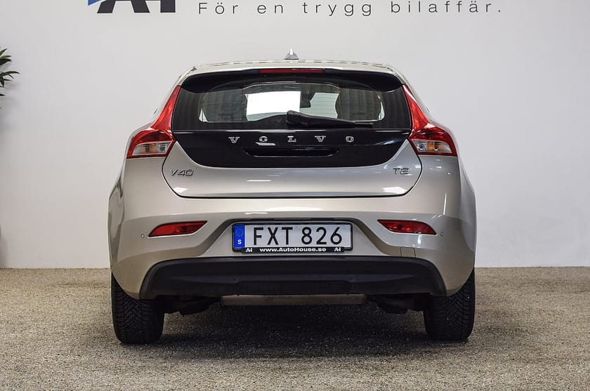 Bild 5 av Volvo V40 T2 Kinetic Automat Värmare Garanti 4.99% Ränta