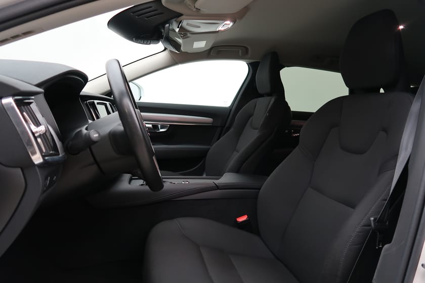 Bild 4 av Volvo V90 D3 AWD Momentum Edition